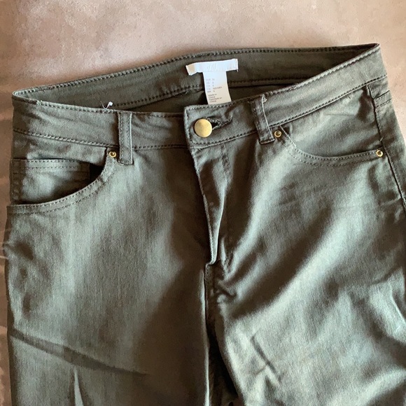 Mid rise olive green skinny Jeans from H&M - Picture 4 of 5